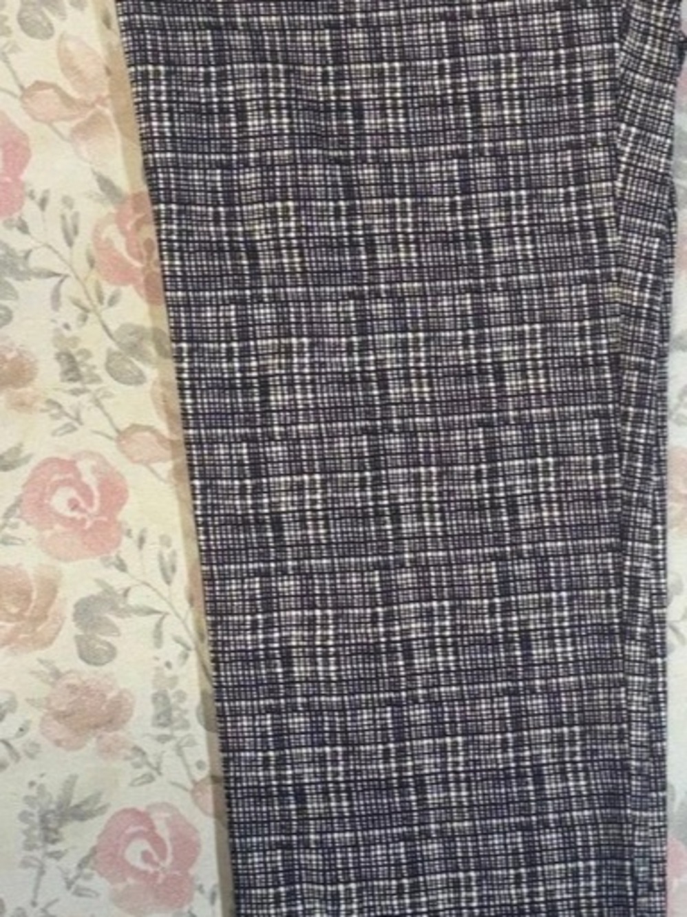 New Directions Geometric Print Leggings Black & White Size 8P